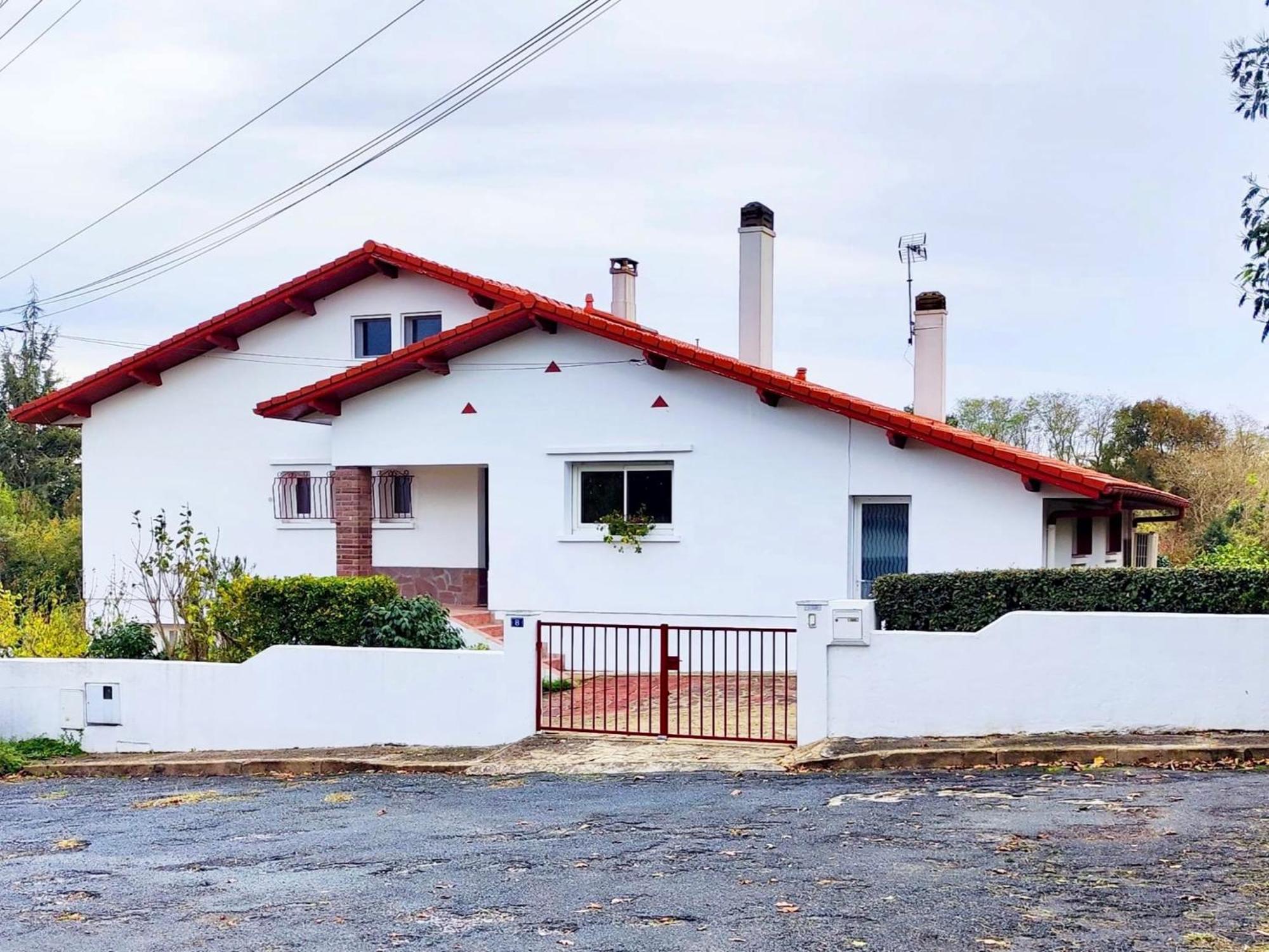 Maison Des Chenes 64 - Independant Apartment With Terrasse Boucau Exterior photo